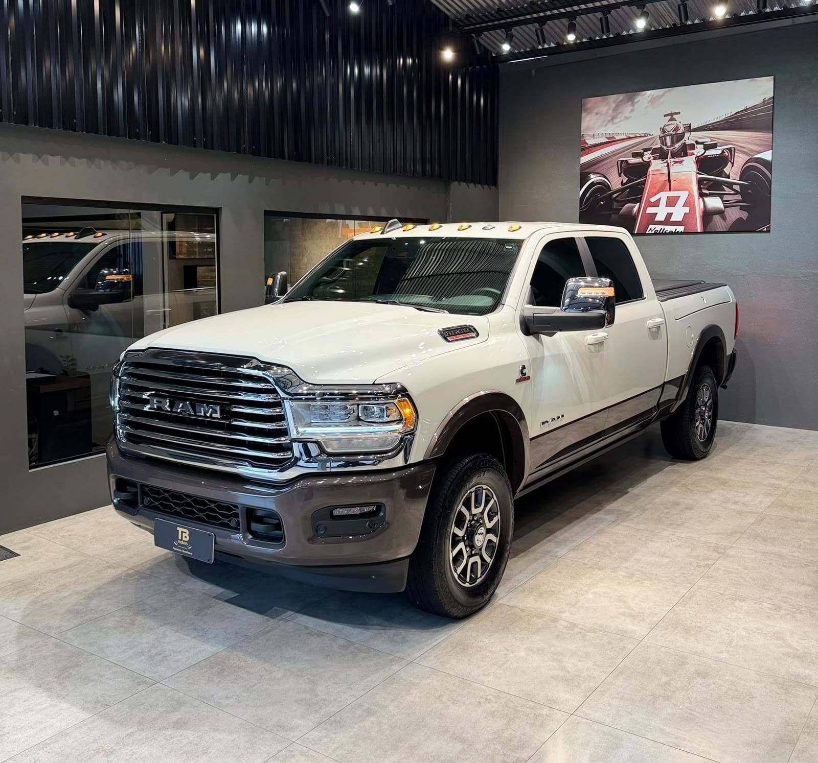 RAM 3500 LONGHORN TWO TONE 2024
